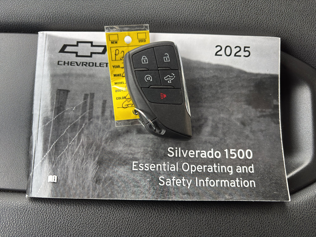 Used 2025 Chevrolet Silverado 1500 LT image 19