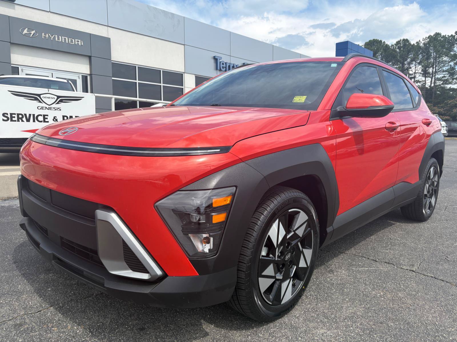Used 2024 Hyundai Kona SEL FWD video 1