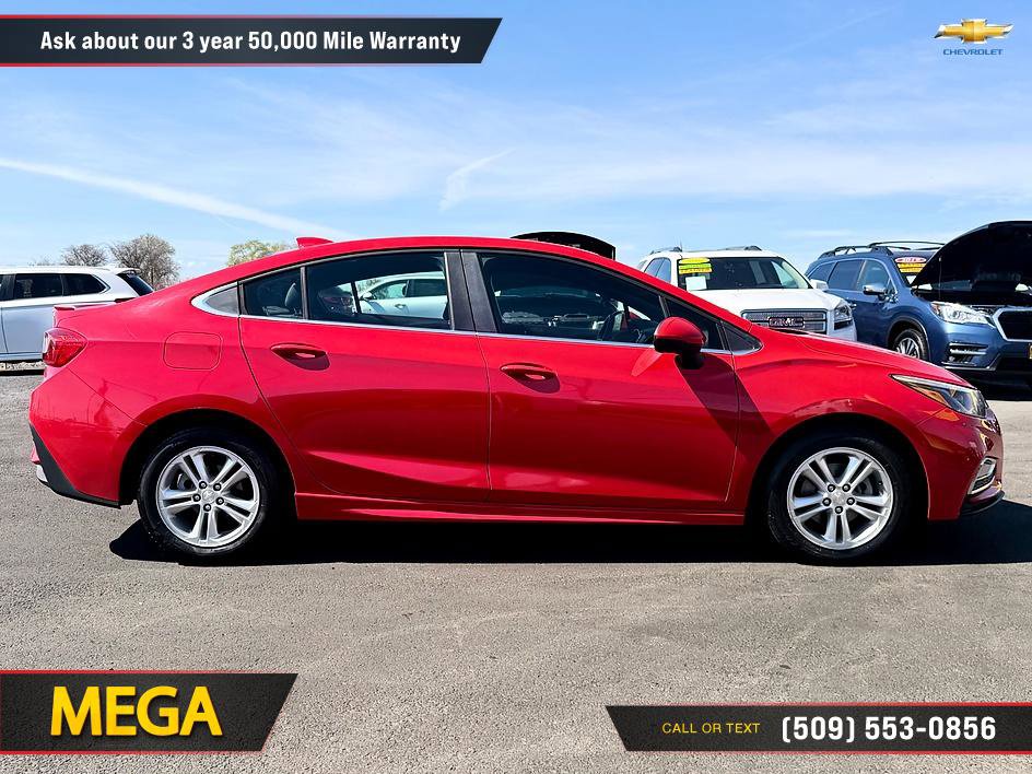 Used 2017 Chevrolet Cruze LT w/ RS Package FWD image 13