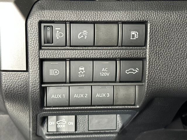 Used 2025 Toyota Tacoma TRD Off-Road image 19