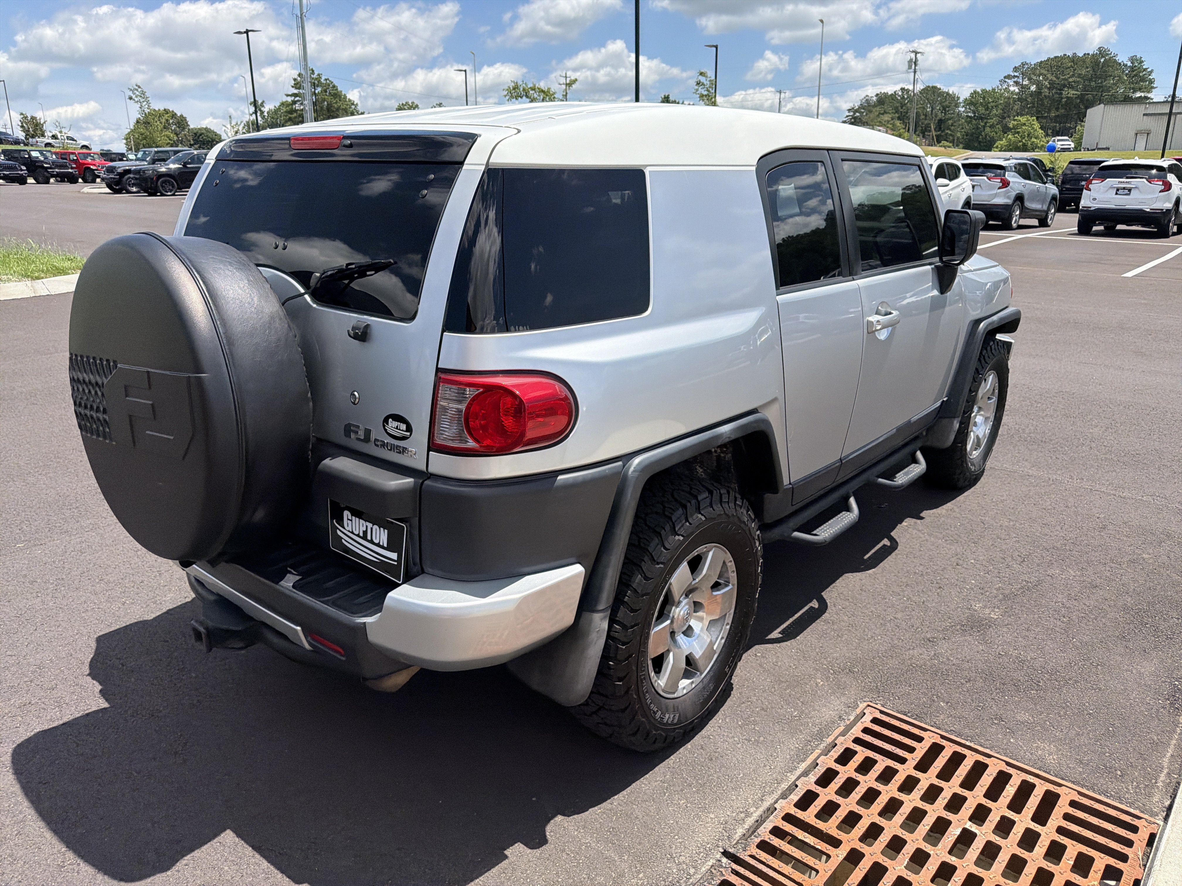 Used 2007 Toyota FJ Cruiser 4WD image 12