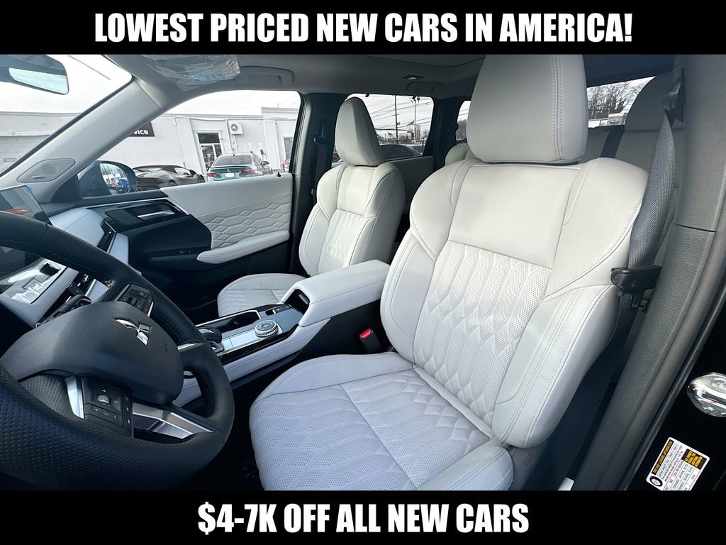 New 2026 Mitsubishi Outlander SEL image 11