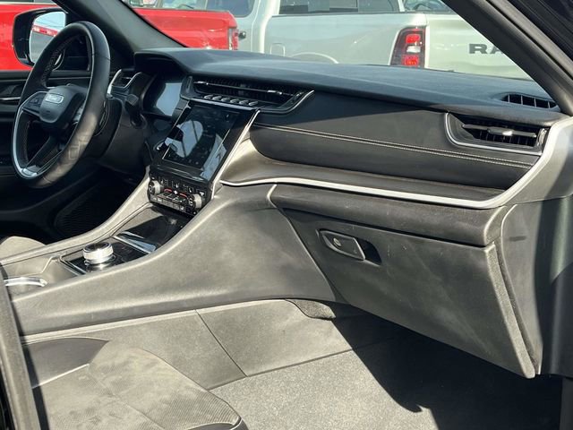 Used 2024 Jeep Grand Cherokee L Altitude image 26