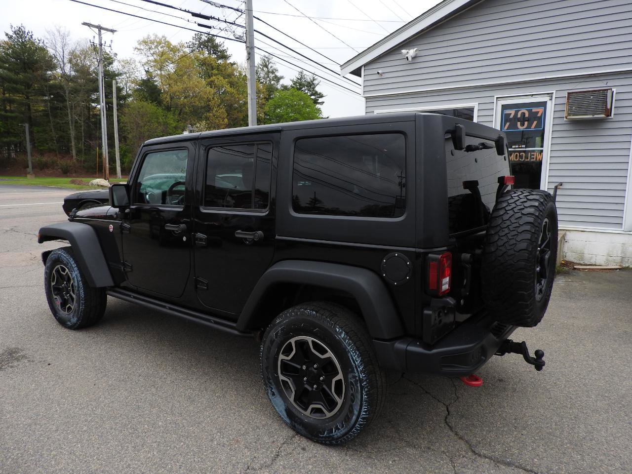 Used 2016 Jeep Wrangler Unlimited Rubicon AWD/4WD image 4