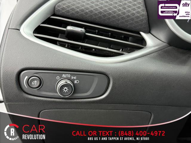 Used 2024 Chevrolet Malibu LT image 35