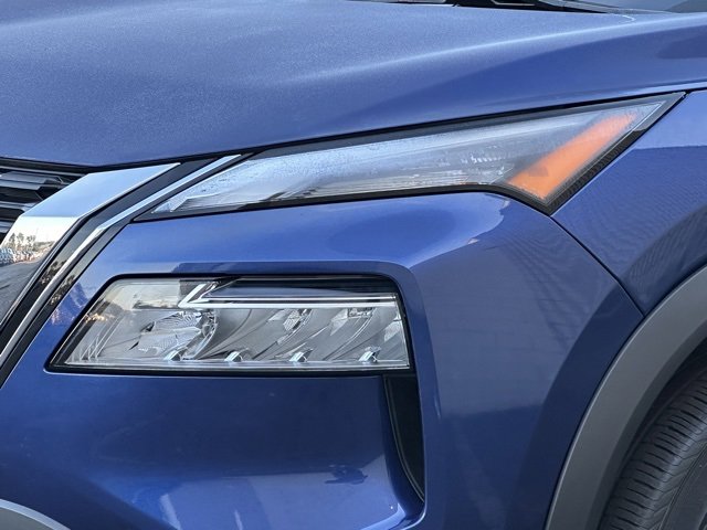 Used 2023 Nissan Rogue SV w/ SV Premium Package image 9