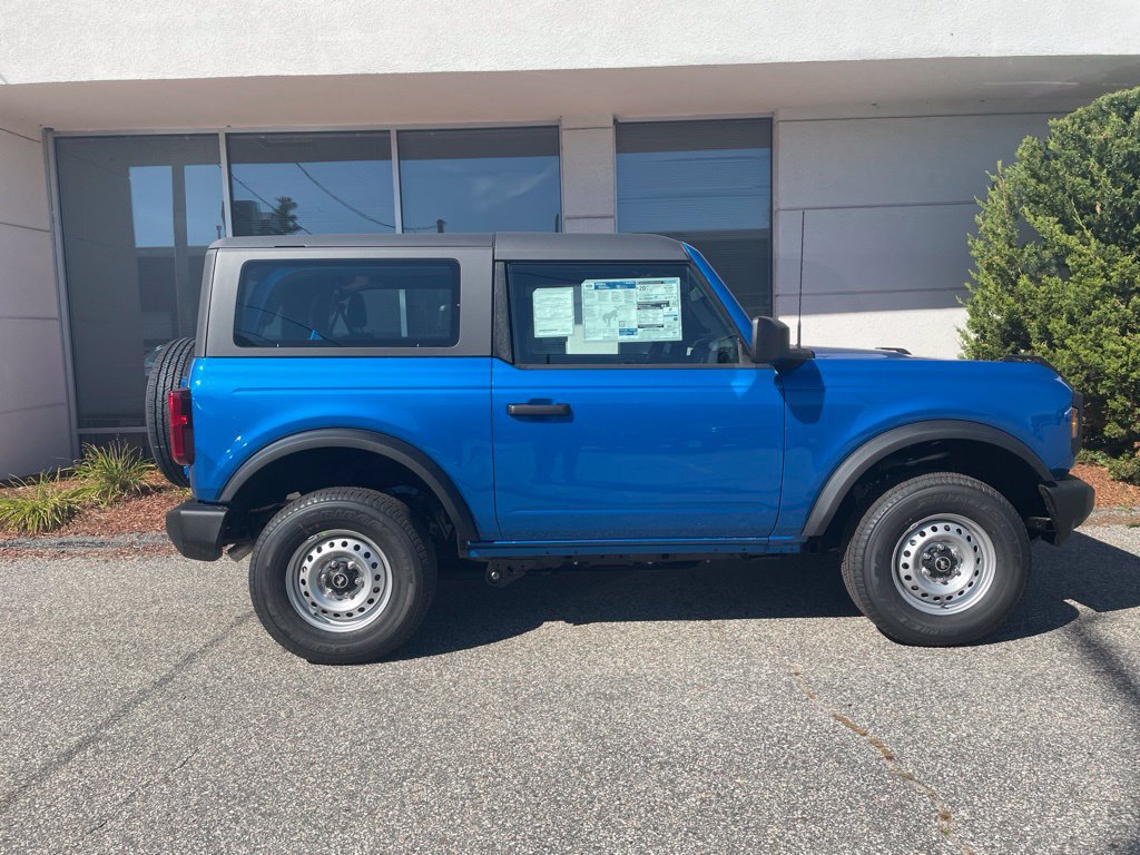 New 2026 Ford Bronco 2-Door AWD/4WD image 6