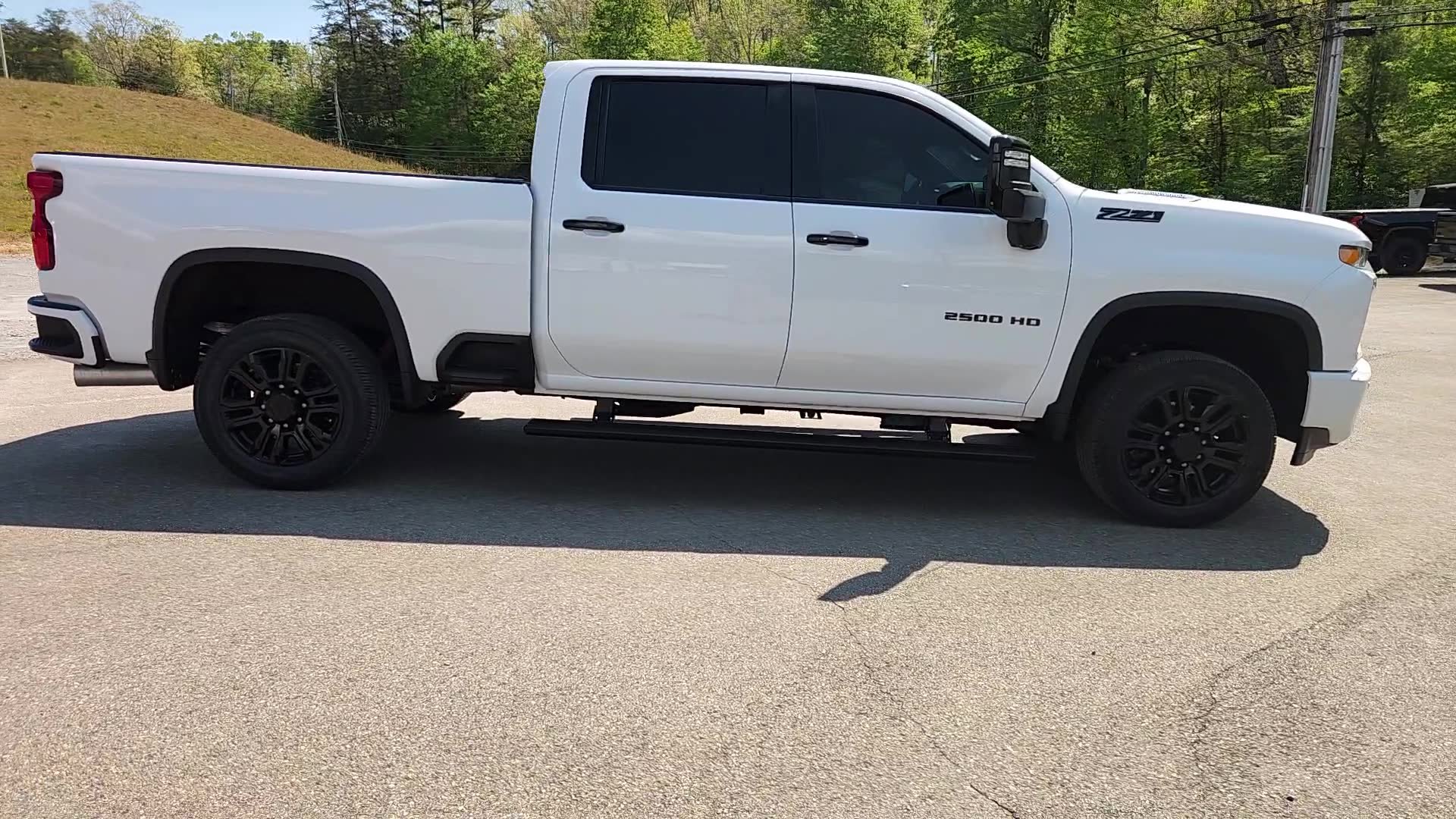 Used 2021 Chevrolet Silverado 2500 LTZ w/ LTZ Plus Package AWD/4WD image 17