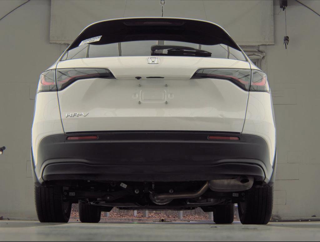 Used 2025 Honda HR-V LX image 5