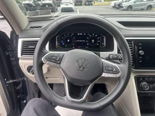Used 2022 Volkswagen Atlas SE w/ Panoramic Sunroof Package AWD/4WD image 13