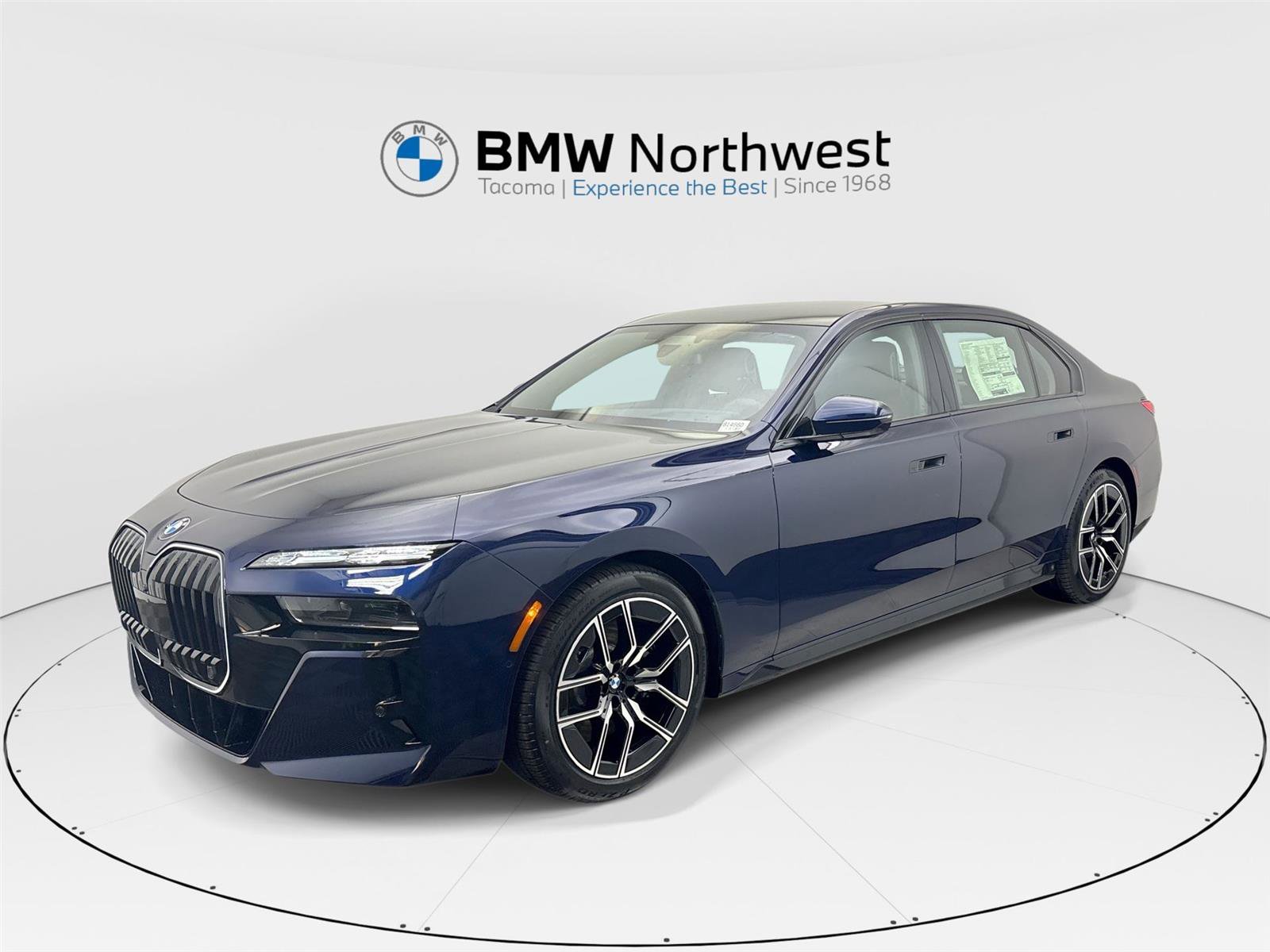 New 2026 BMW 740i xDrive w/ Executive Package image 1