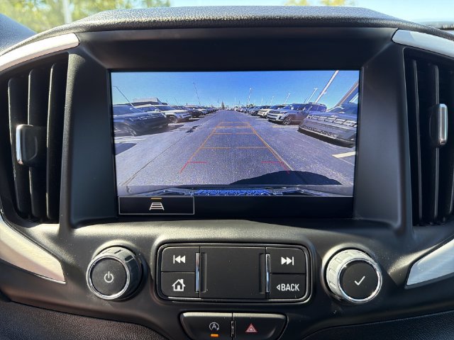 Used 2024 GMC Terrain SLT AWD/4WD image 23