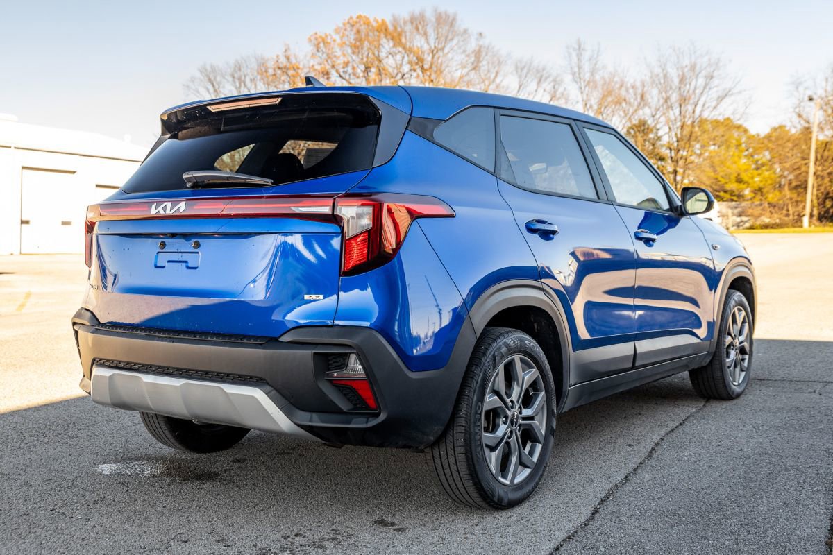 Used 2024 Kia Seltos LX image 4