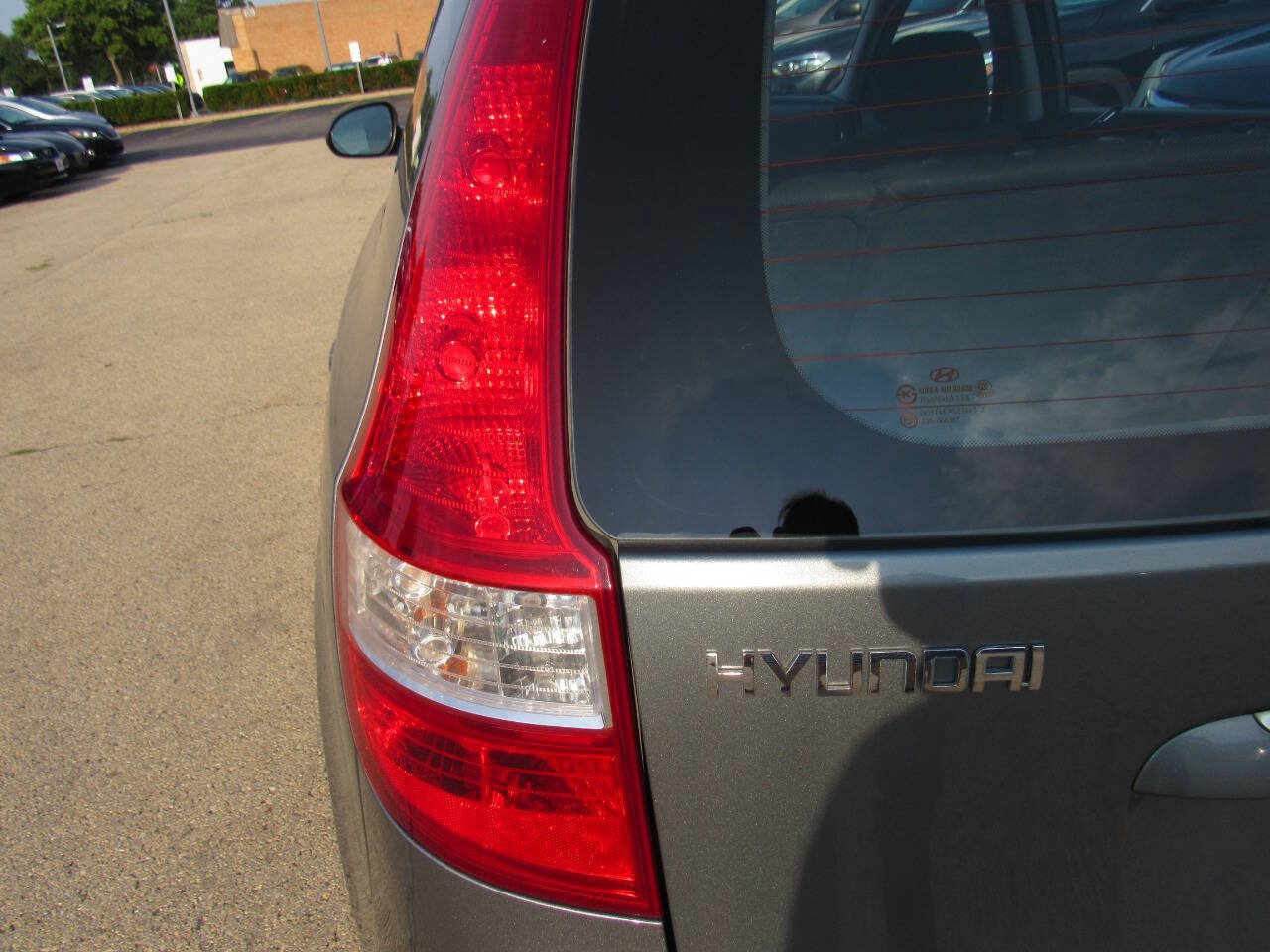 Used 2010 Hyundai Elantra SE w/ Popular Equipment Pkg 2 FWD image 23
