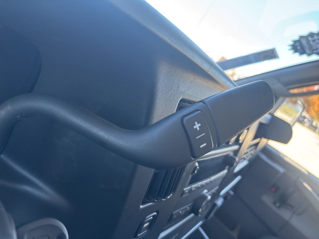 Used 2023 Chevrolet Express 2500 w/ Driver Convenience Package image 19