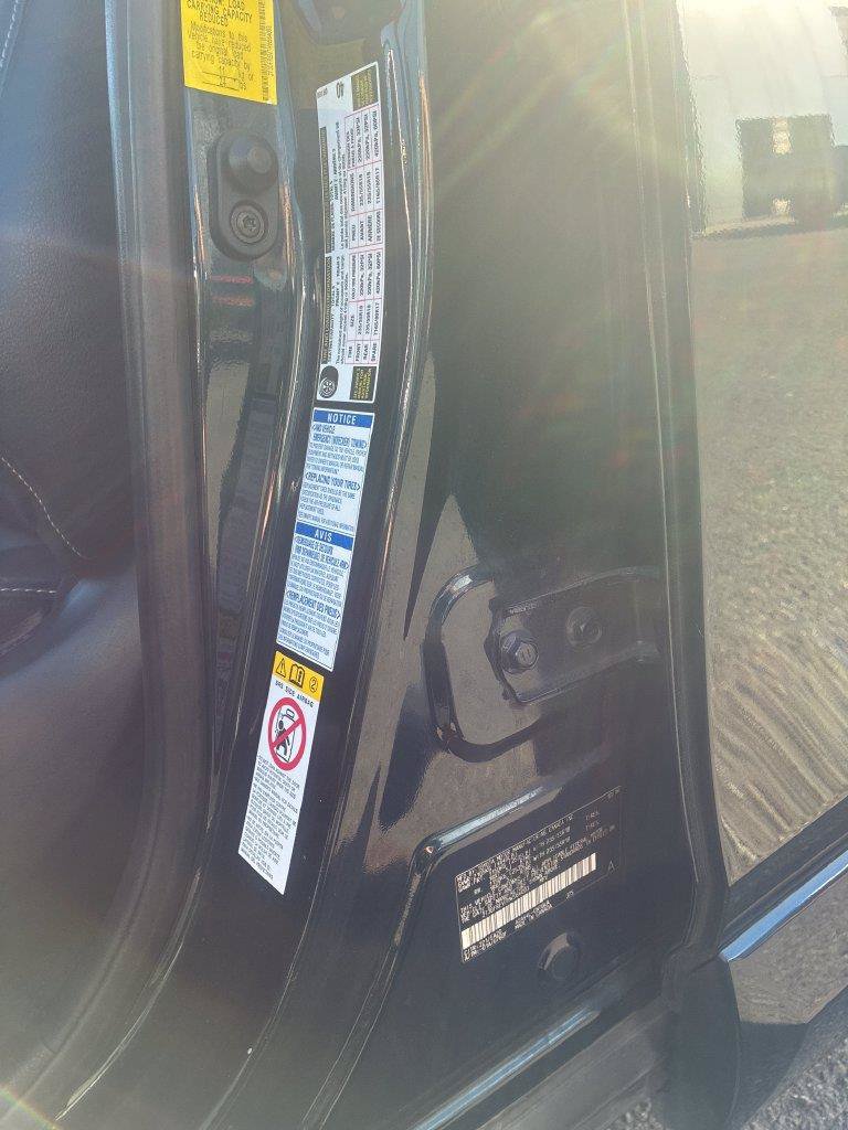 Used 2017 Toyota RAV4 Platinum w/ All Weather Liner Package AWD/4WD image 35