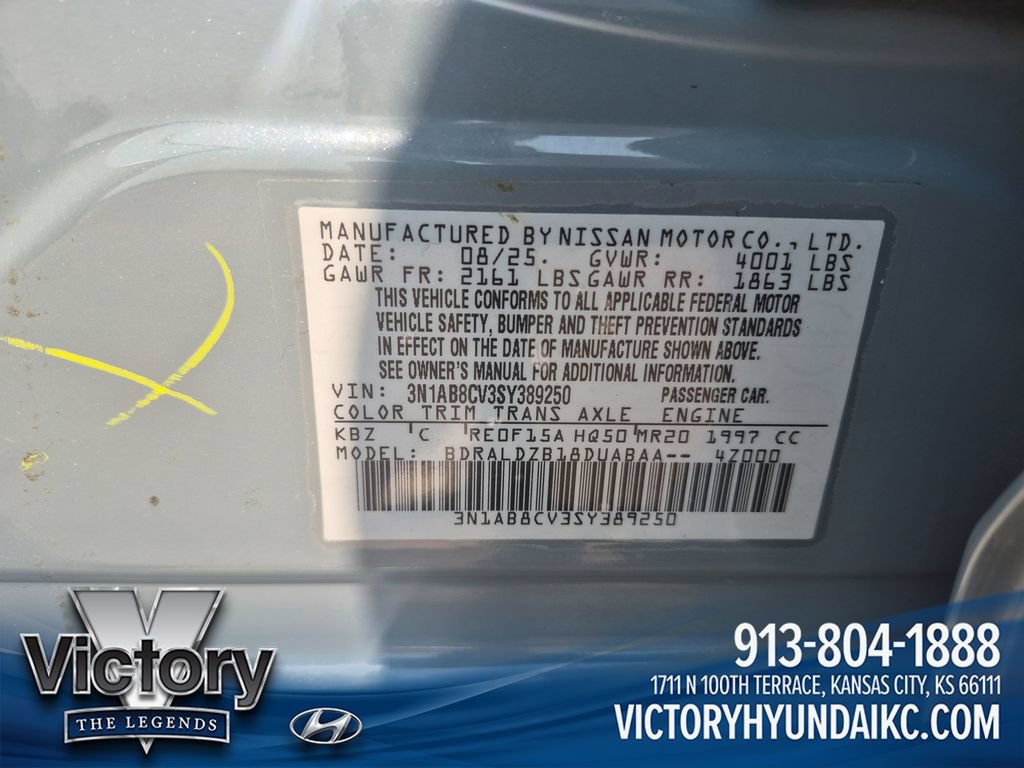 Used 2025 Nissan Sentra SV w/ SV Premium Package FWD image 31