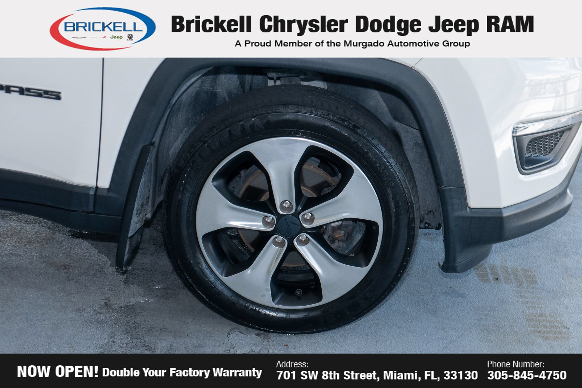 Used 2017 Jeep Compass Latitude w/ Popular Equipment Group FWD image 41