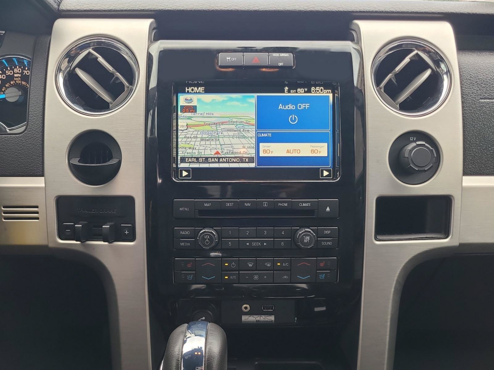 Used 2012 Ford F150 Platinum RWD image 13