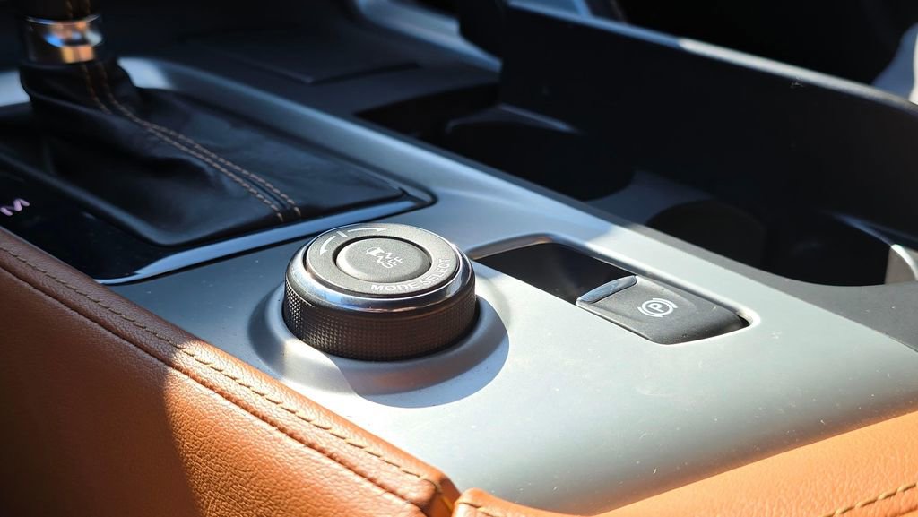 Used 2015 Chevrolet Corvette Stingray Convertible w/ 2LT Preferred Equipment Group image 34