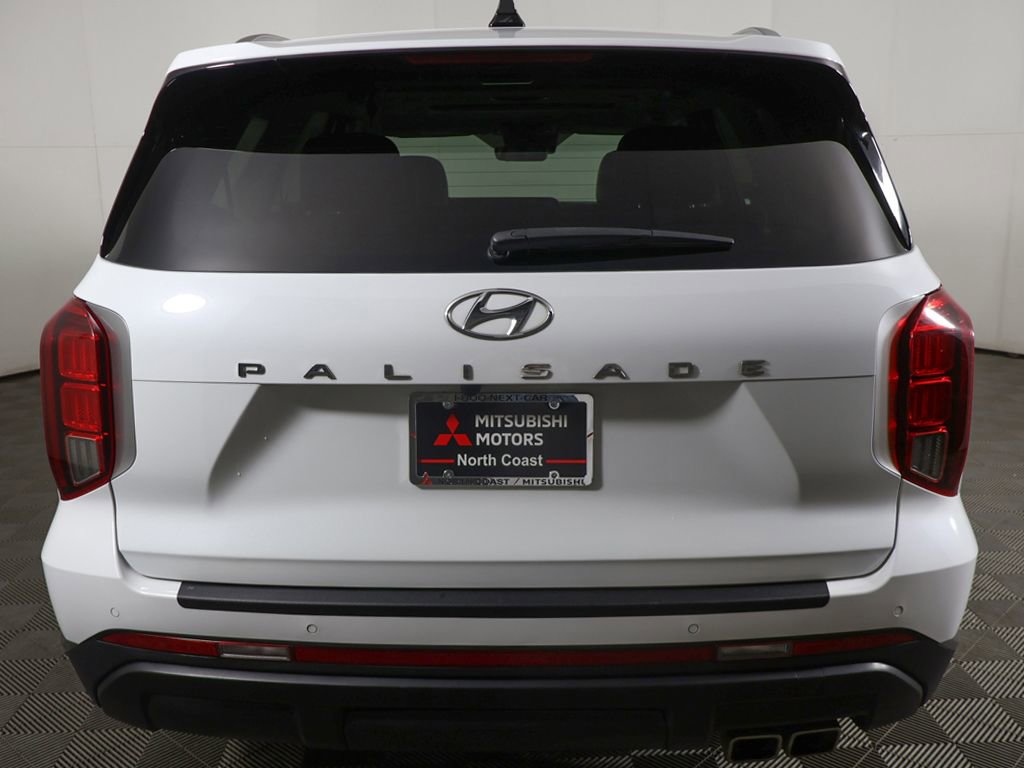 Used 2024 Hyundai Palisade SEL w/ Premium Package FWD image 17