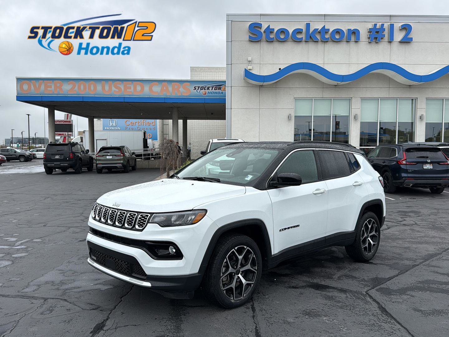 Used 2025 Jeep Compass Limited AWD/4WD image 1