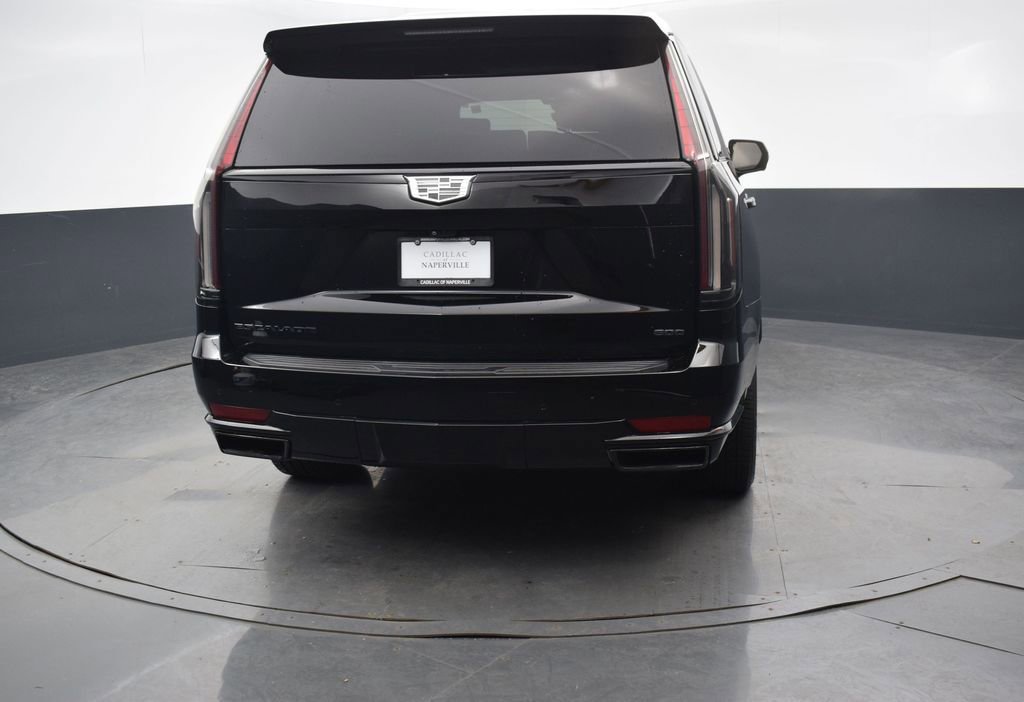 Used 2022 Cadillac Escalade Sport Platinum w/ LPO, ONYX Package AWD/4WD image 5
