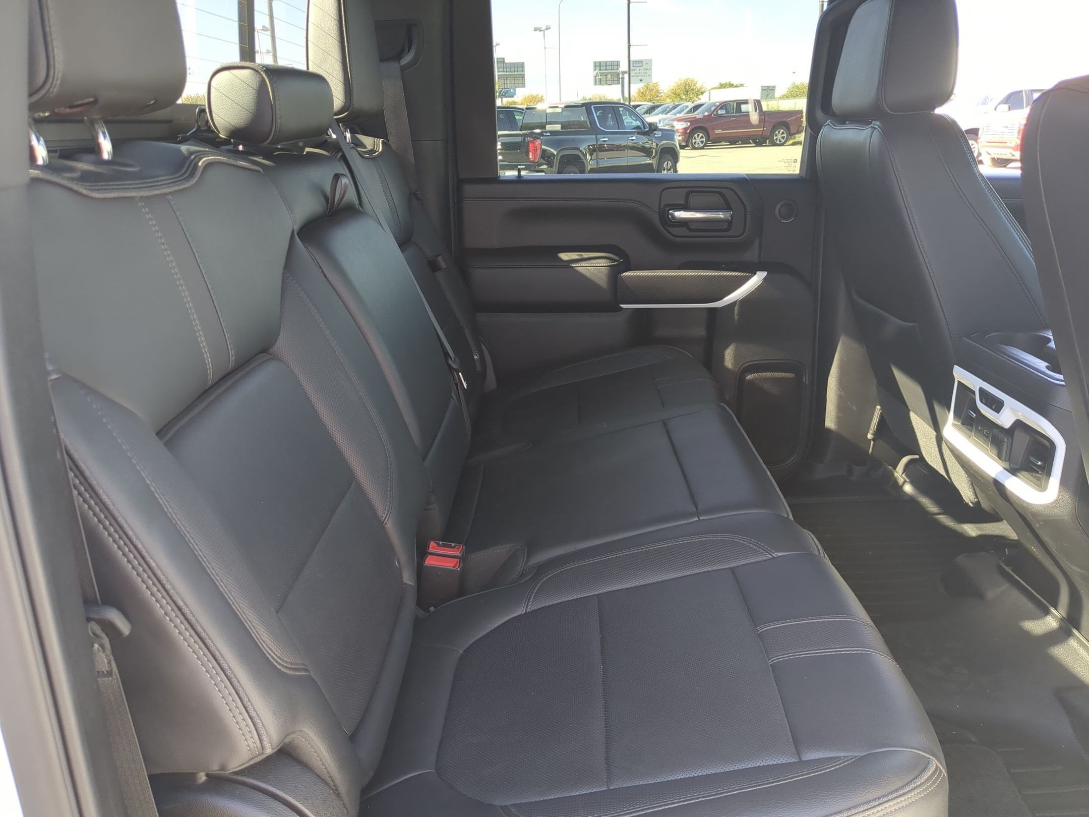 Used 2023 Chevrolet Silverado 3500 High Country w/ Z71 Off-Road Package AWD/4WD image 29