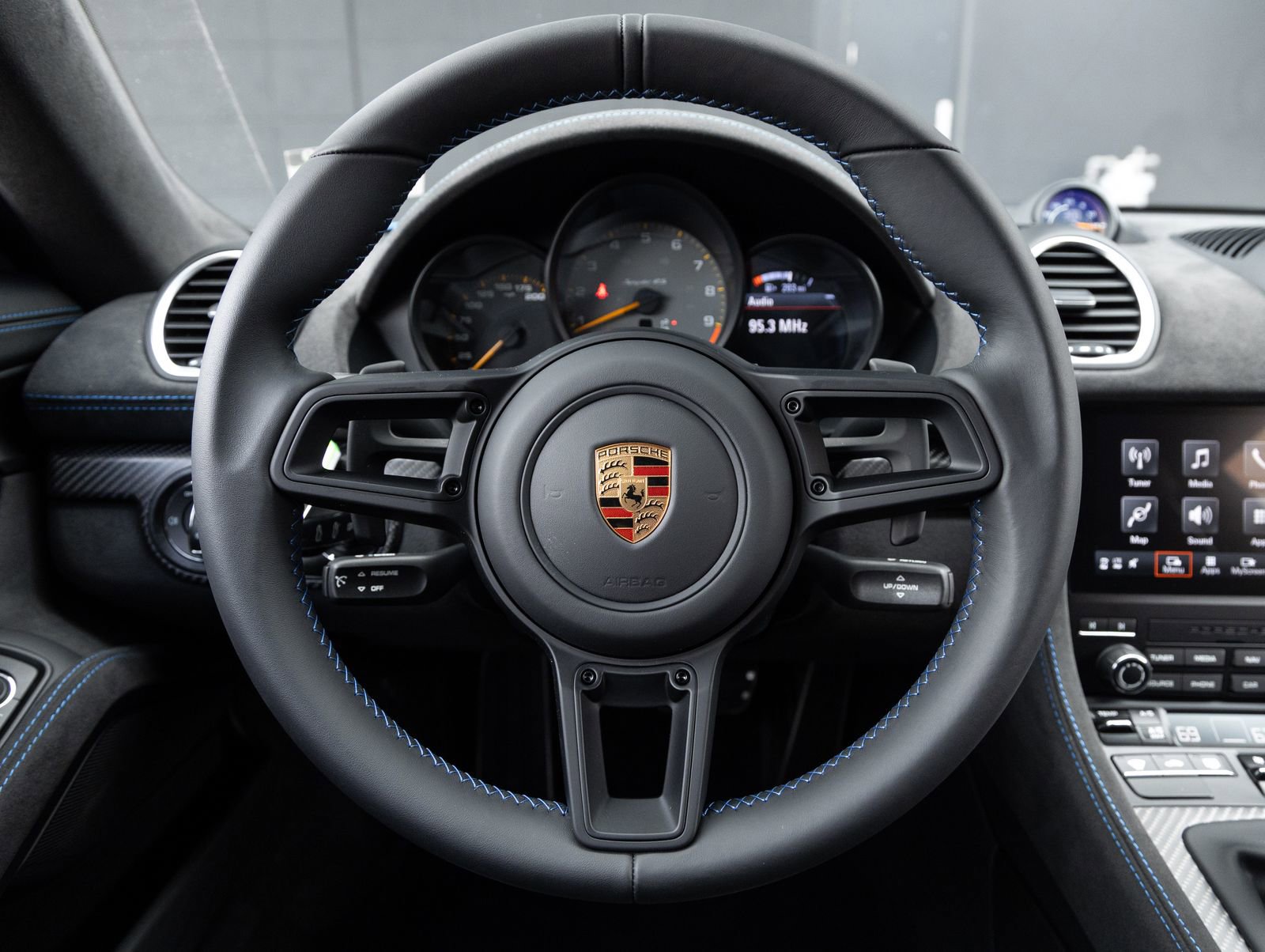 Certified 2025 Porsche 718 Boxster Spyder RS RWD image 13