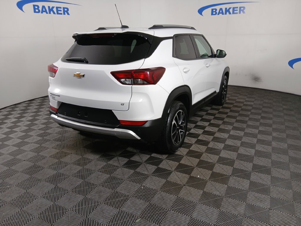 Certified 2024 Chevrolet TrailBlazer LT w/ LT Cold Weather Package FWD image 6