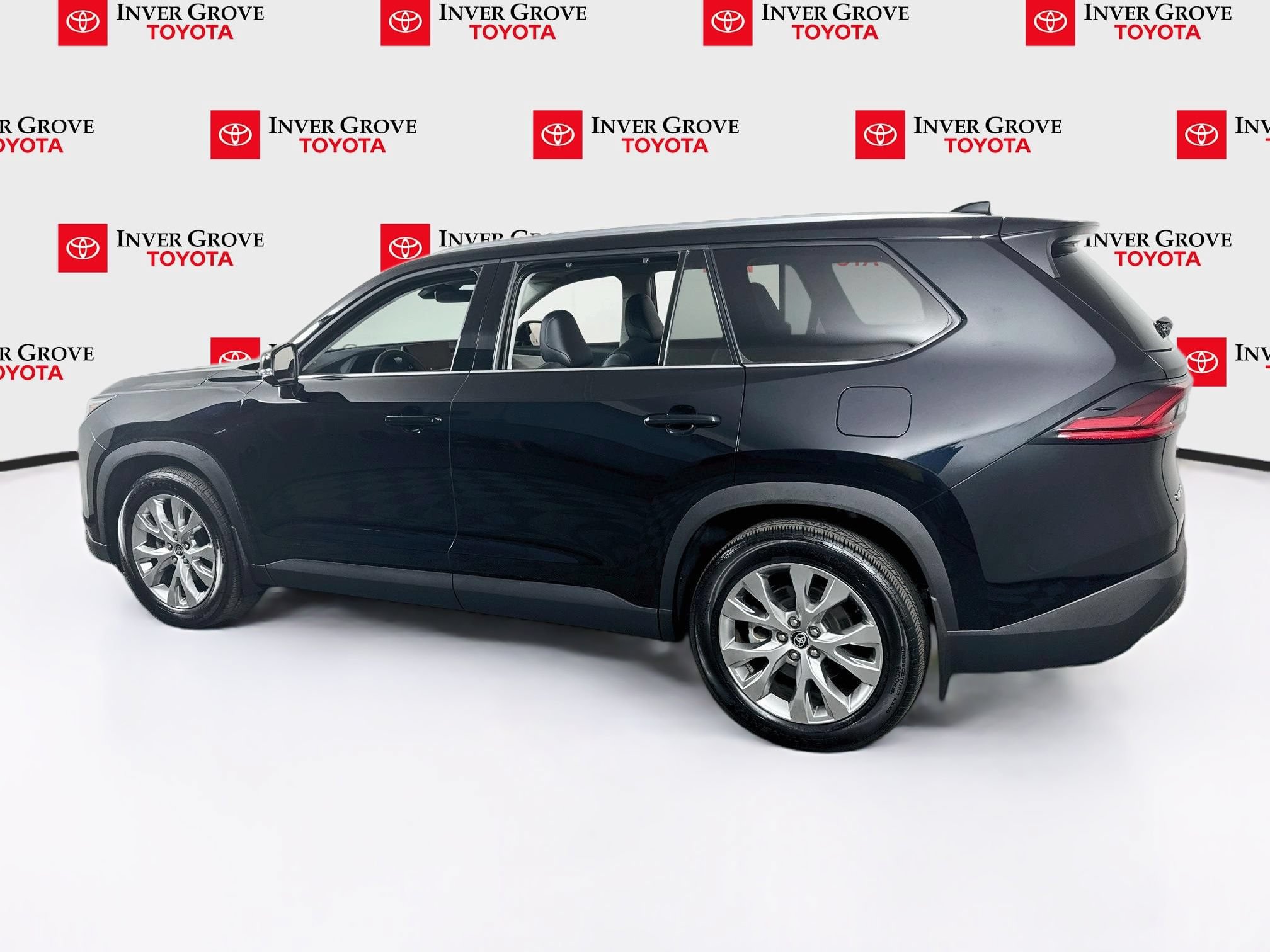 Certified 2026 Toyota Grand Highlander AWD Hybrid image 8