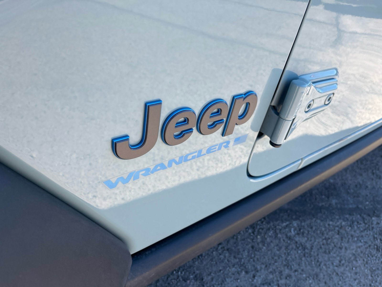 Used 2024 Jeep Wrangler Willys image 23