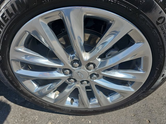 Used 2025 Cadillac XT6 Premium Luxury w/ LPO, Floor Liner Package image 36