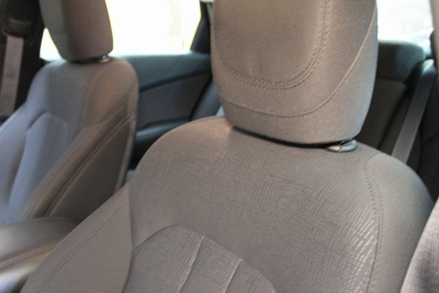 Used 2016 Chrysler 200 LX image 15