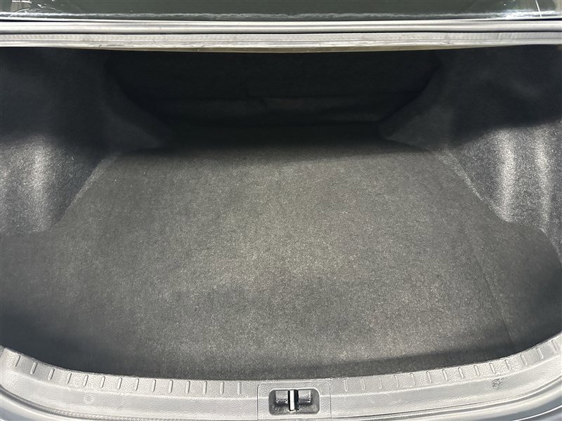 Used 2018 Toyota Corolla SE image 17