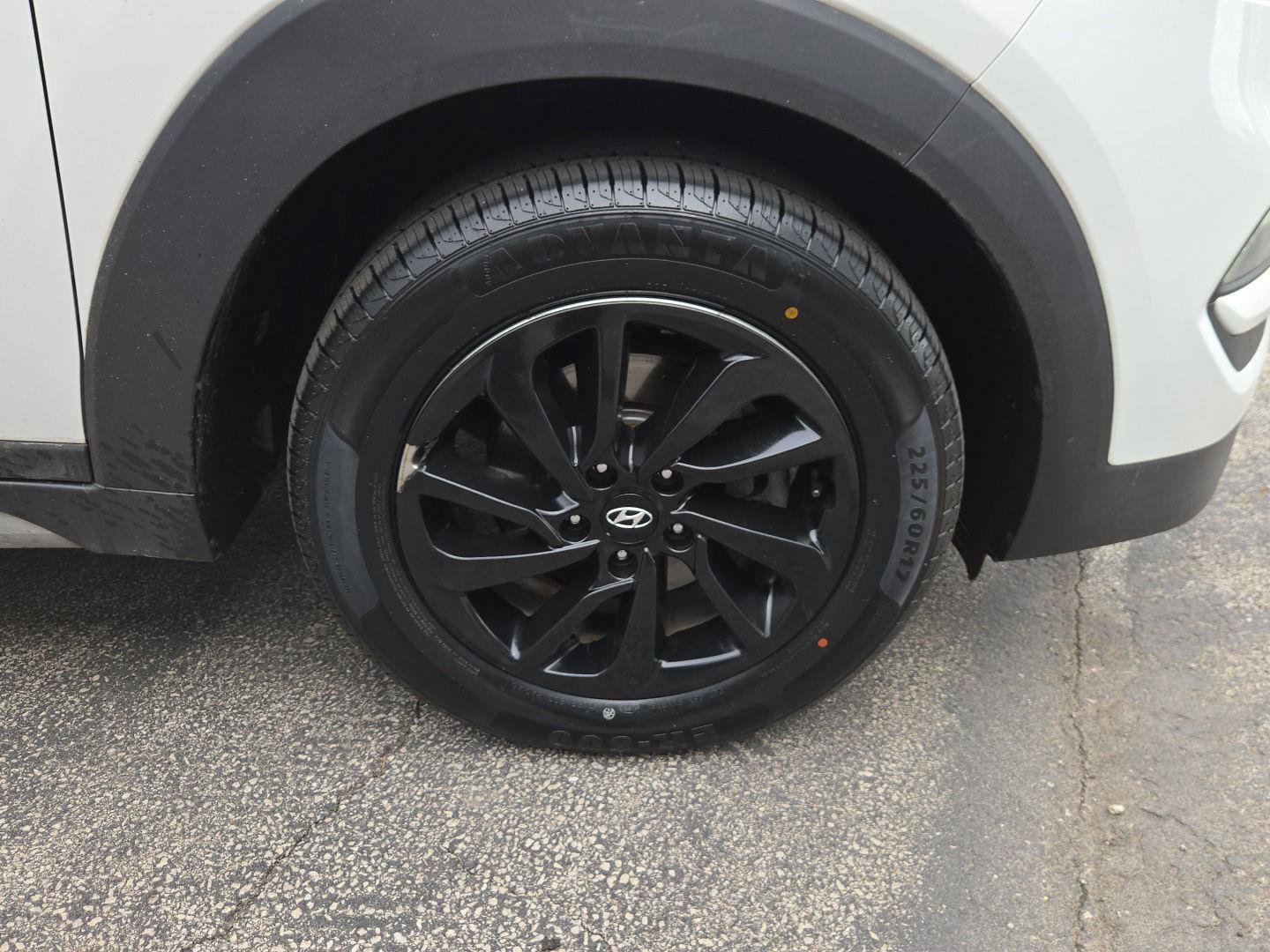 Used 2017 Hyundai Tucson SE AWD/4WD image 24