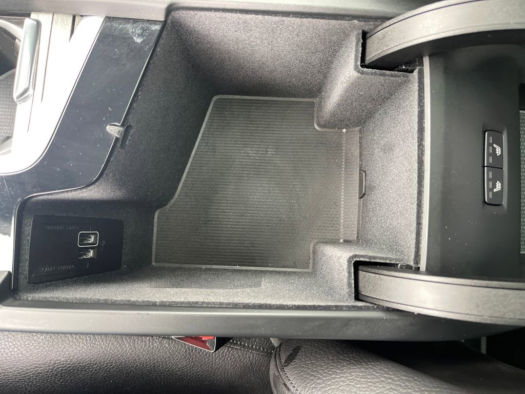 Used 2021 Volvo V60 T5 Cross Country w/ Climate Package image 30