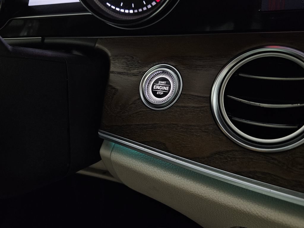 Used 2019 Mercedes-Benz E 300 w/ Premium 1 Package image 16