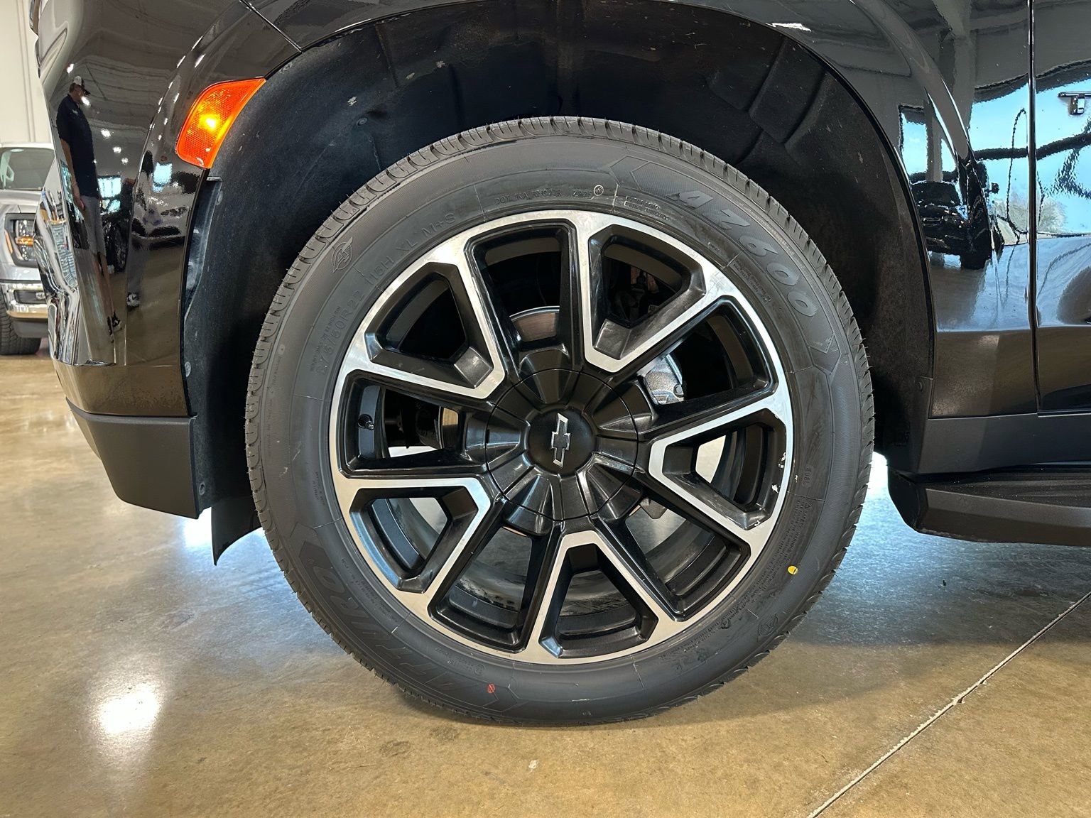 Used 2024 Chevrolet Tahoe RST w/ Sport Performance Package image 9