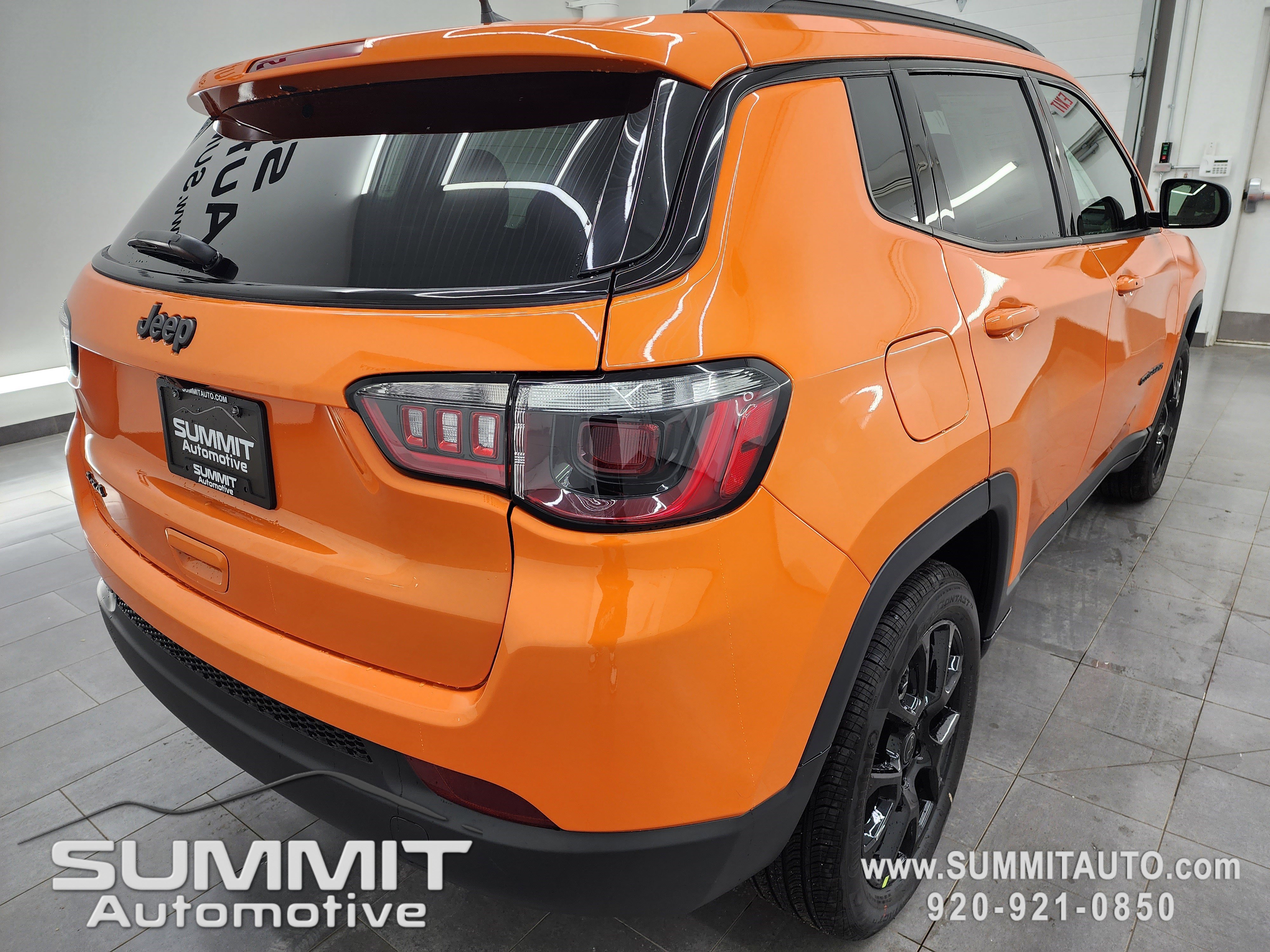 New 2026 Jeep Compass Latitude image 5