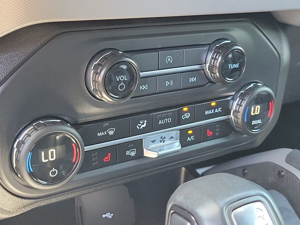 Used 2023 Ford Bronco Big Bend AWD/4WD image 26