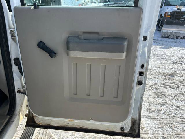 Used 2008 Ford F350 4WD Crew Cab image 23