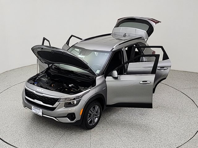 Used 2023 Kia Seltos S AWD/4WD image 37