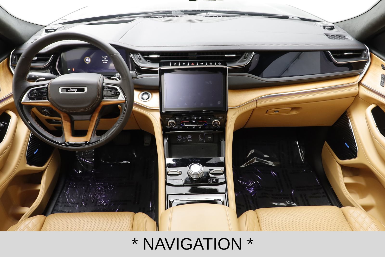 Used 2023 Jeep Grand Cherokee L Summit image 11