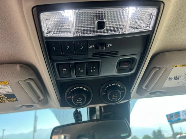 Used 2024 Toyota 4Runner TRD Off-Road Premium AWD/4WD image 14