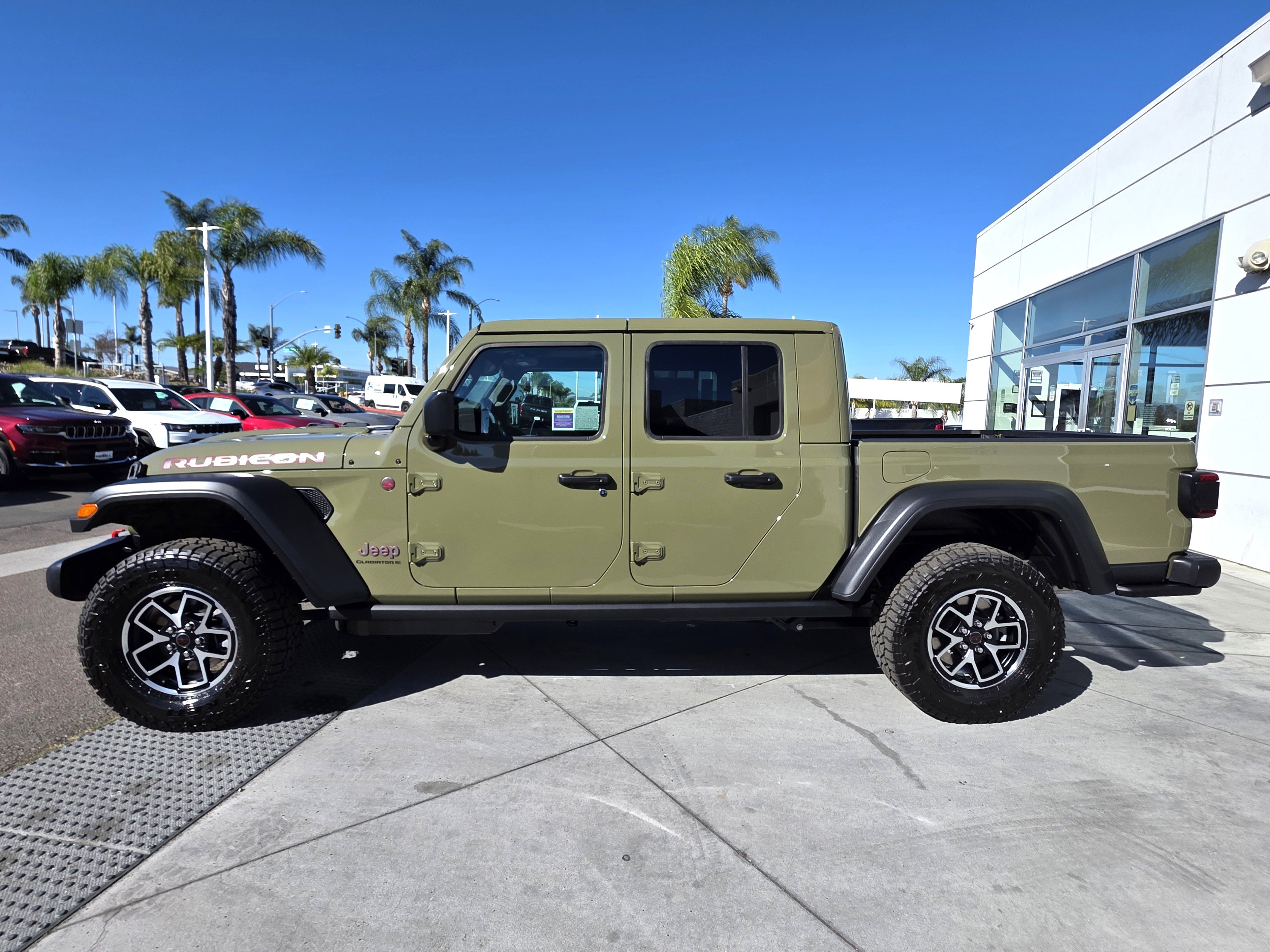 New 2026 Jeep Gladiator Rubicon w/ Steel Power Dome Hood Package AWD/4WD image 2