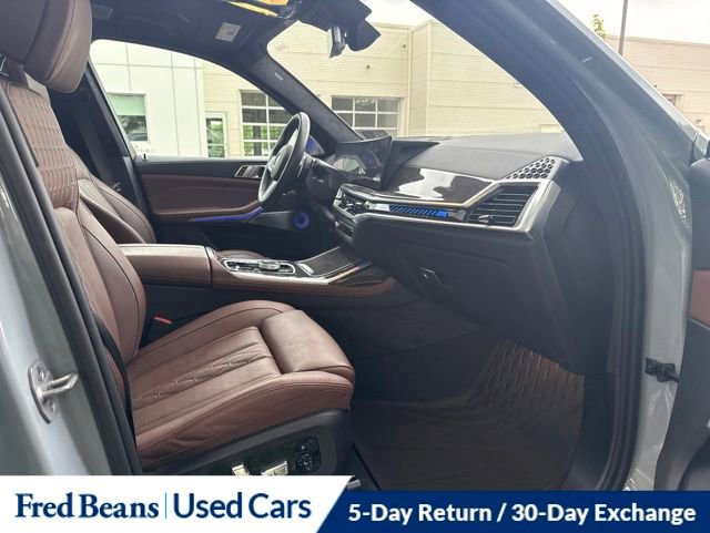 Used 2026 BMW X7 M60i AWD/4WD image 18