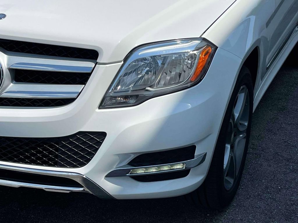 Used 2014 Mercedes-Benz GLK 250 BlueTEC 4MATIC image 9