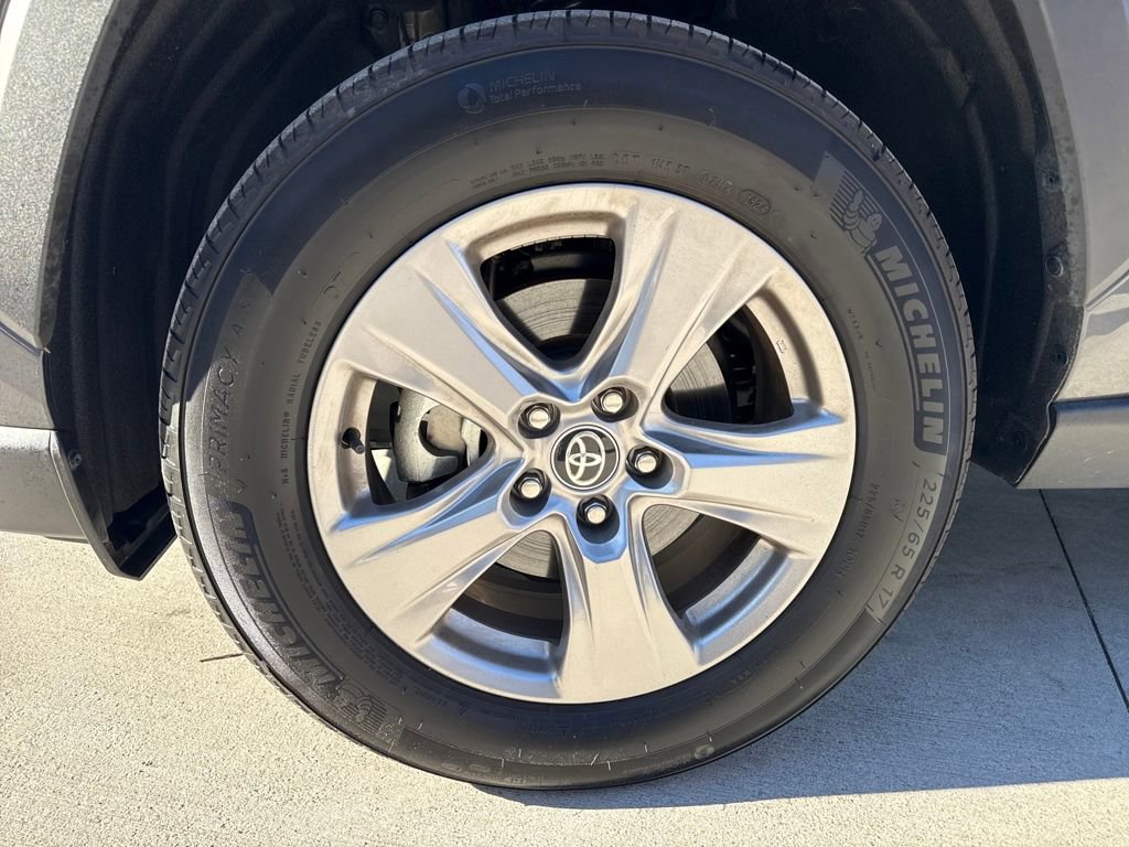 Used 2024 Toyota RAV4 XLE image 11