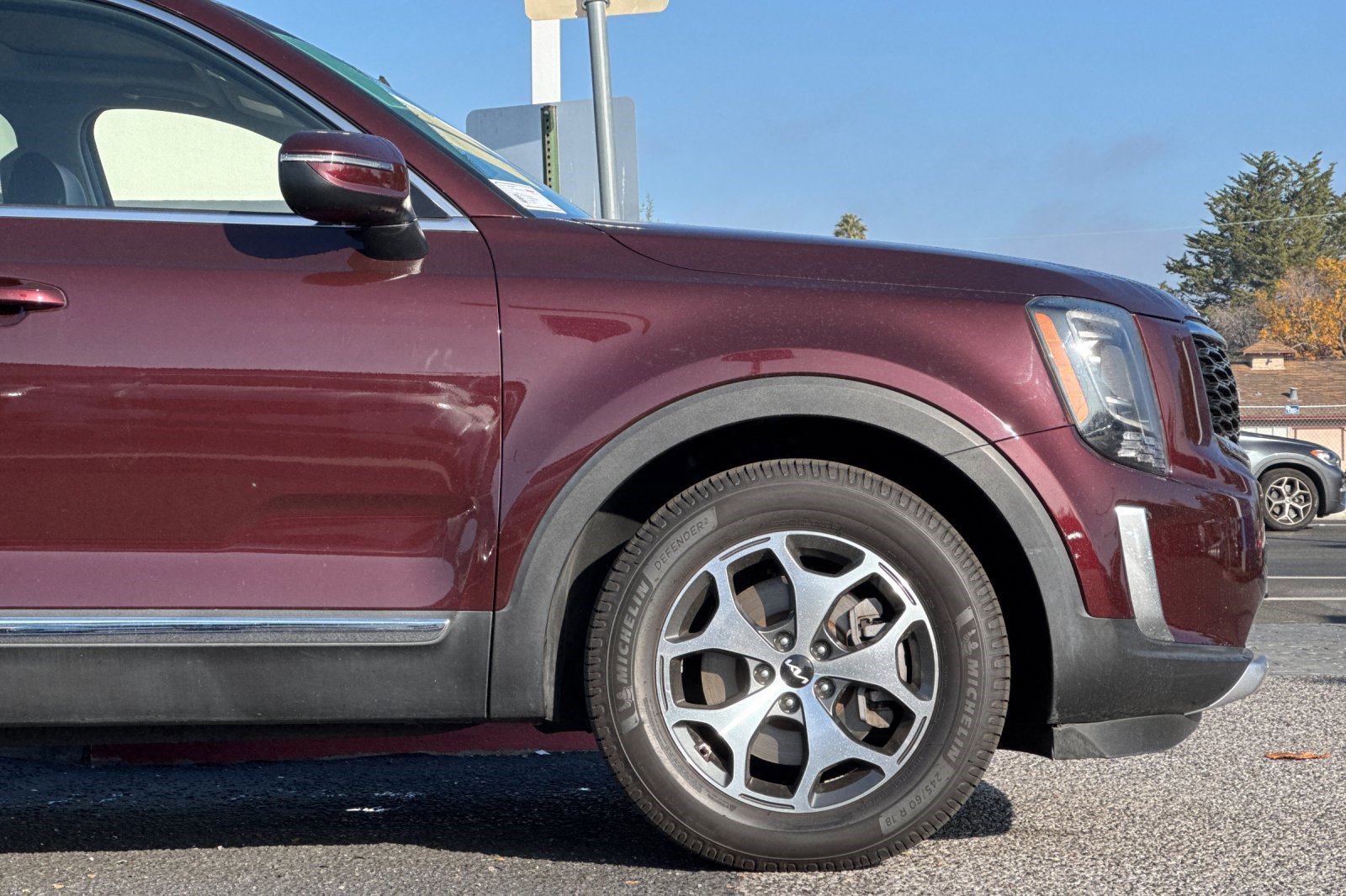 Used 2022 Kia Telluride EX image 35